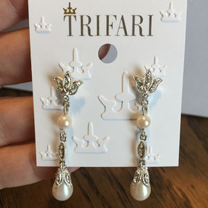 Trifari Bridal Pearl Earrings